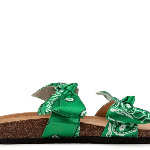 Green Bandana Bow Slides - Picture 2 of 4